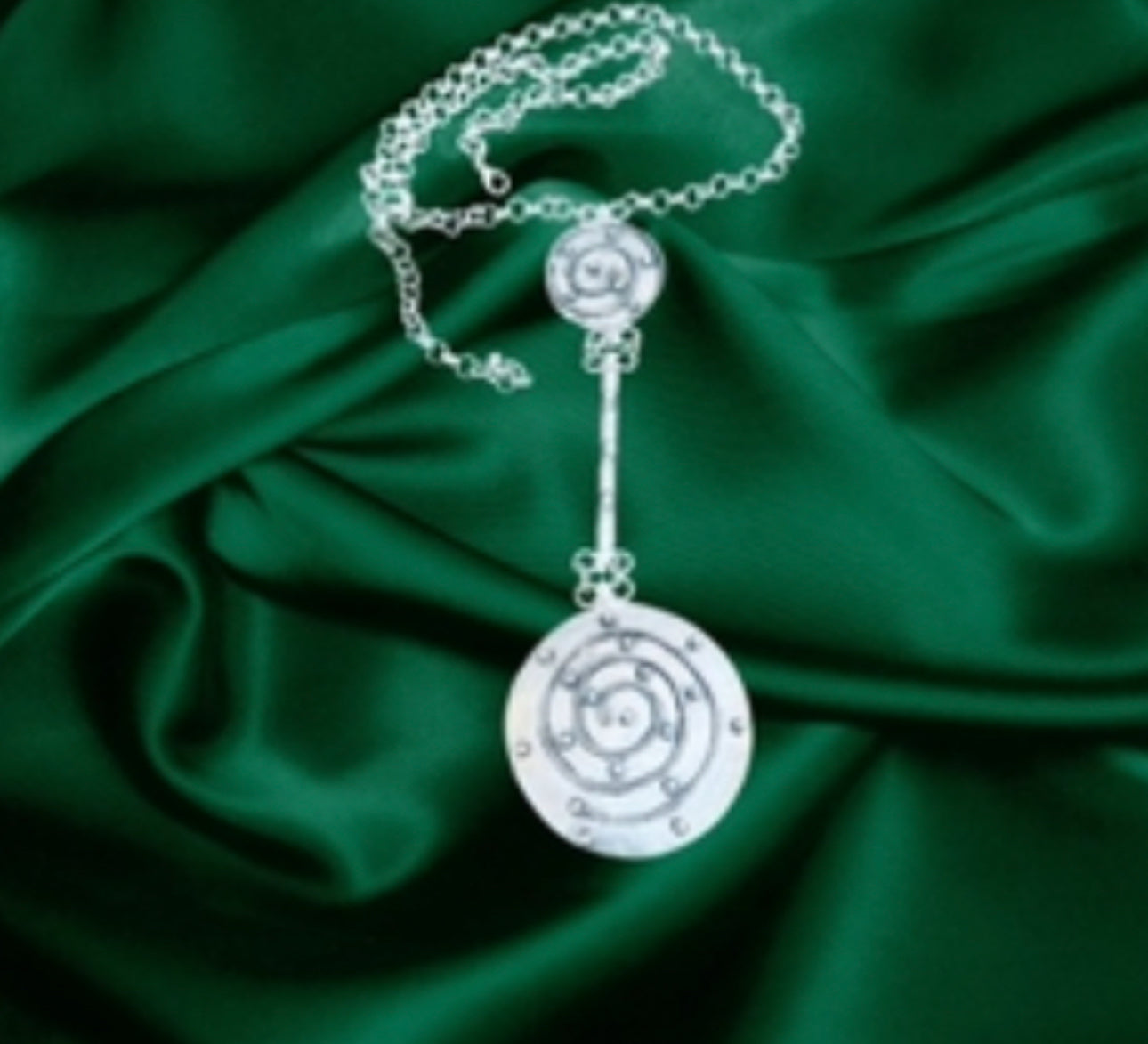 Bold and beautiful circle hammer necklace