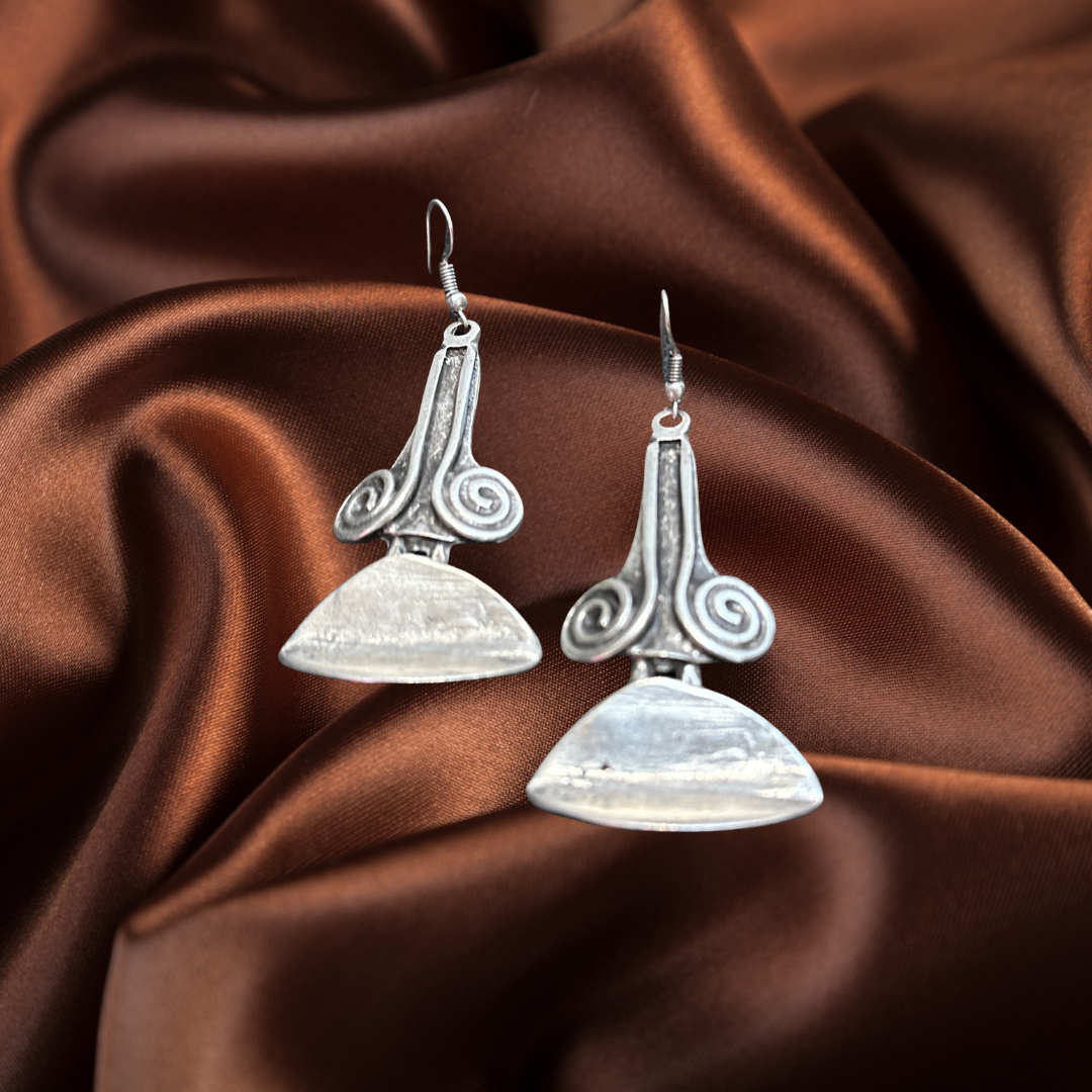 Very unusual face Earing