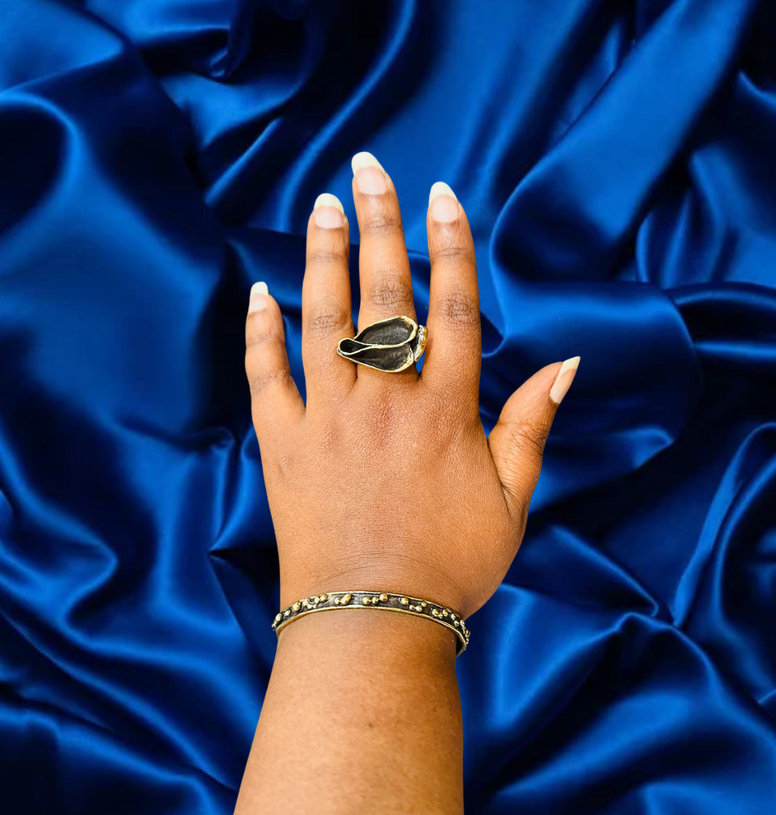 Bronze elegant rings