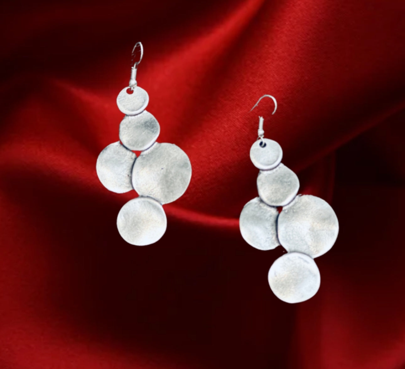 Unique circle earring