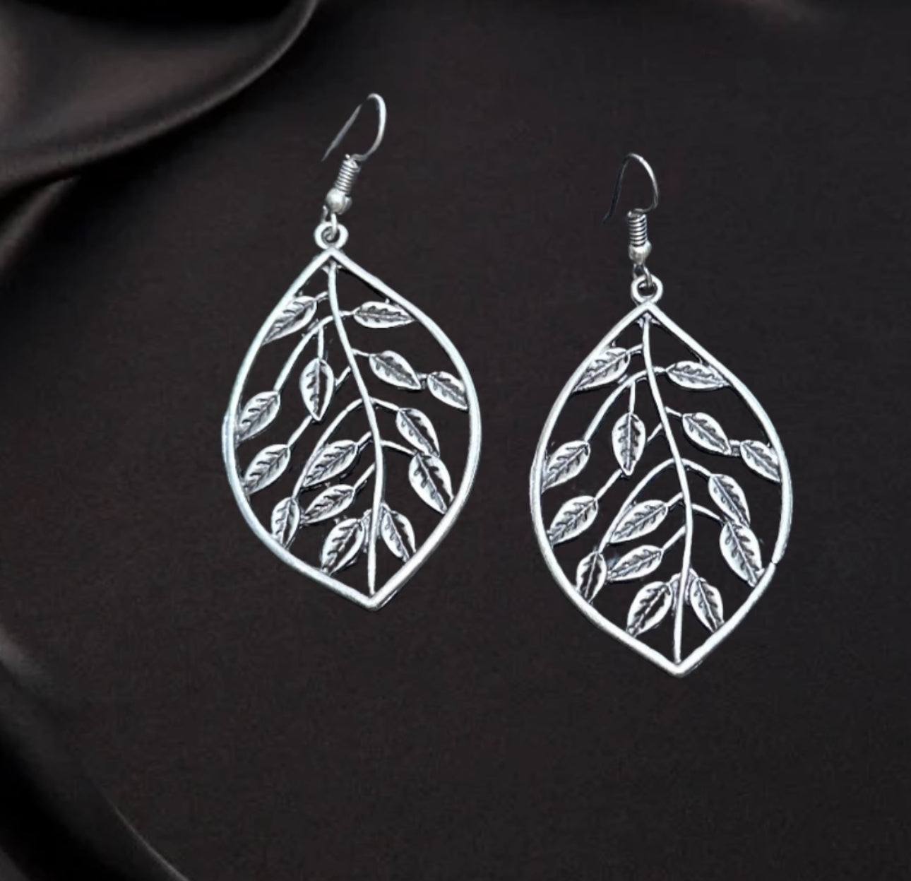 Open leaf earring