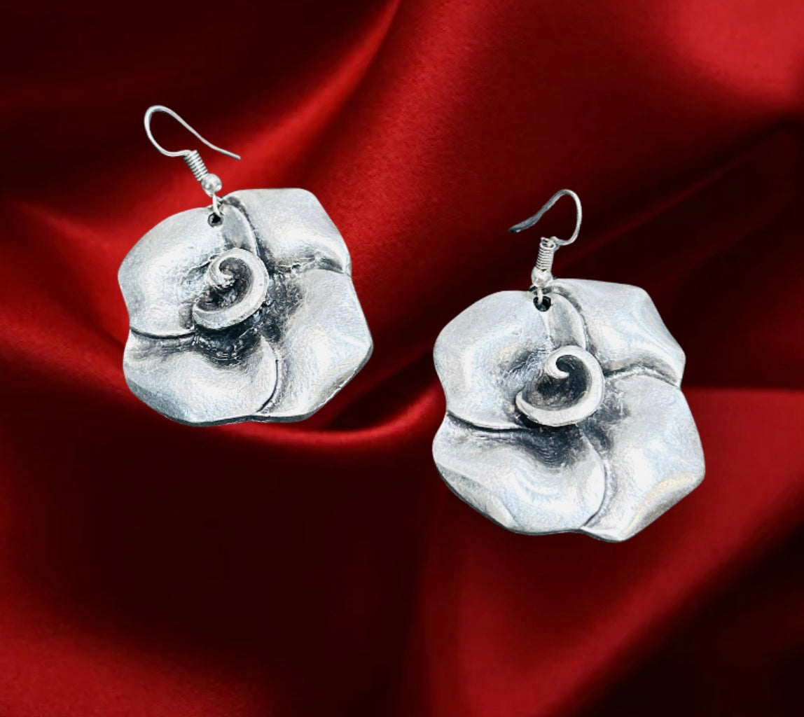 Flower earring