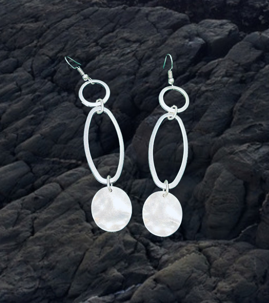 Queen style Earing