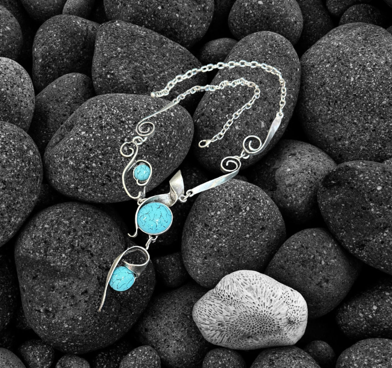 A statement turquoise color Necklace