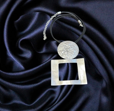 Circle and square necklace