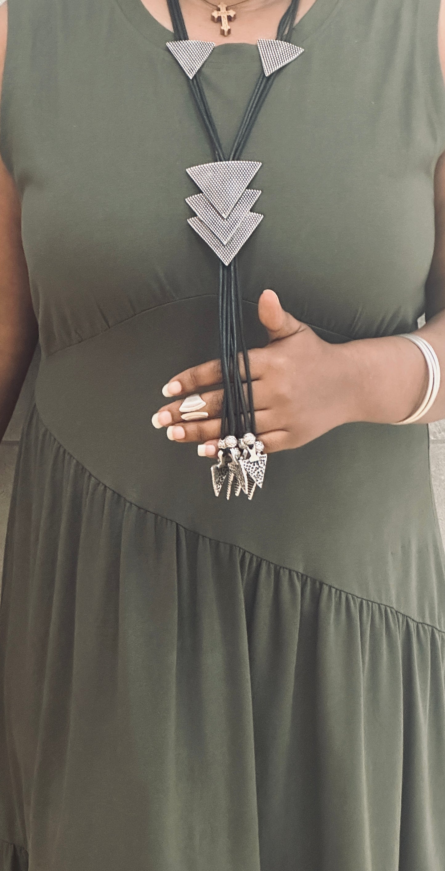 Hammer rectangle necklace