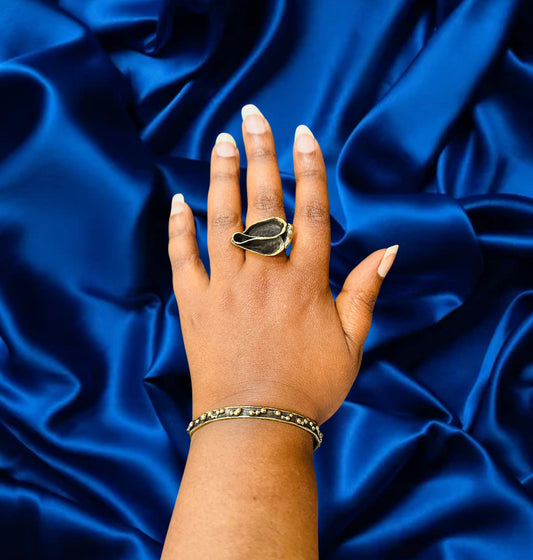 Bronze elegant rings