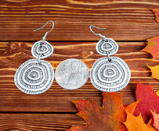 Double circle hammered earring