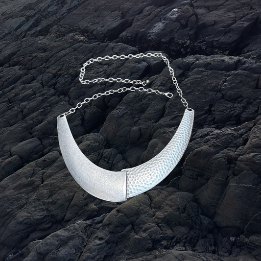 Solid and hammer necklace