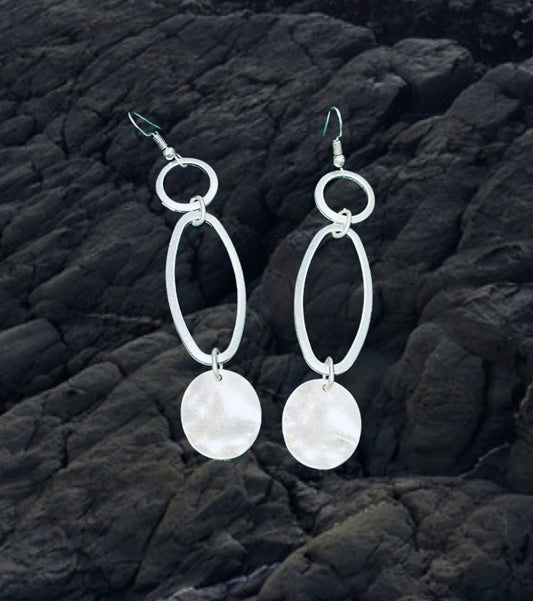 Queen style Earing