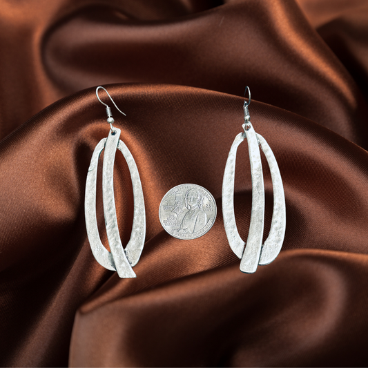 Oval earrings